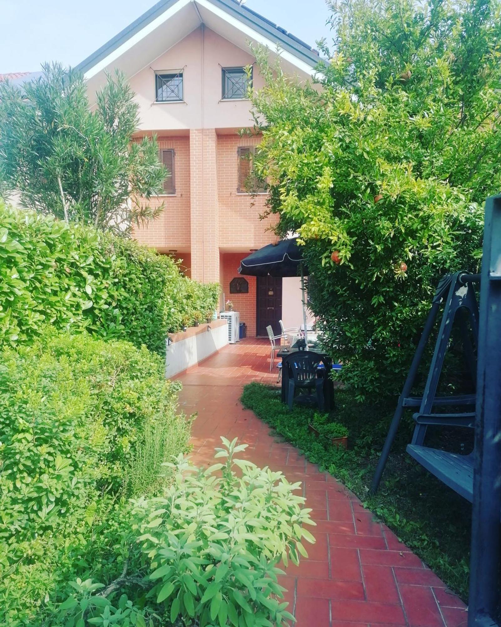 La Casa Blu- Forum Di Assago, Ospedale Humanitas, Milanofiori, Ieo Rozzano Exterior foto